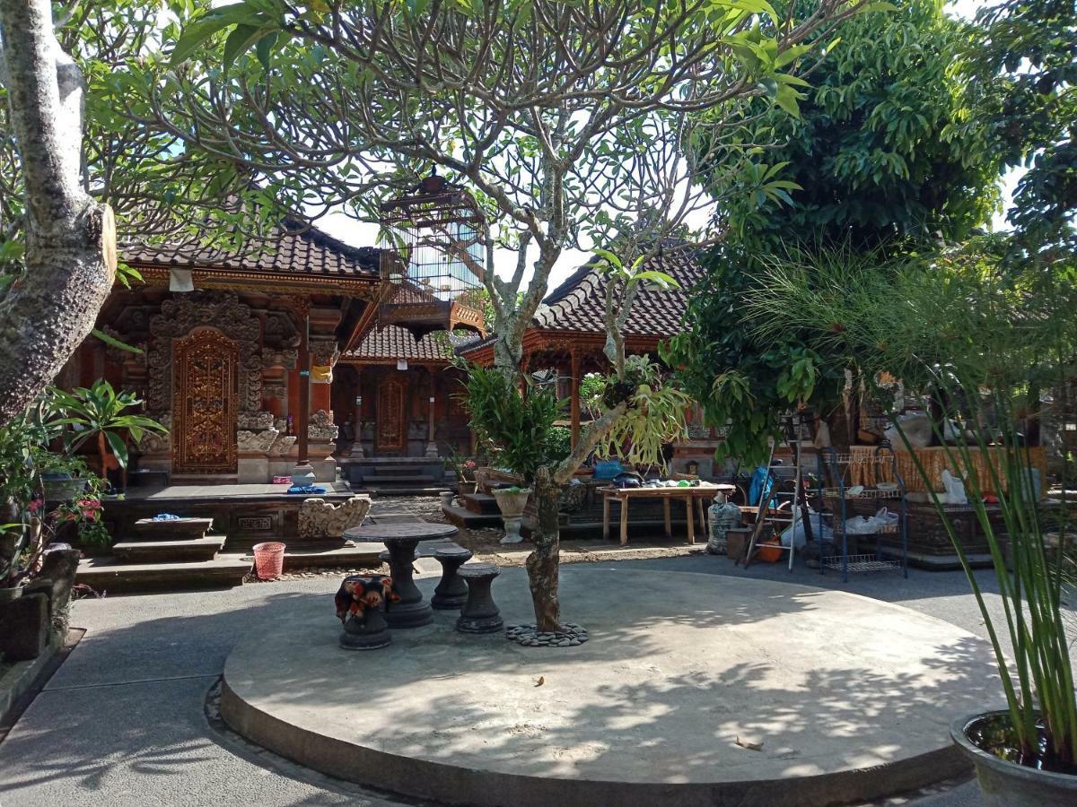 Ubud Taksu Homestay Buitenkant foto