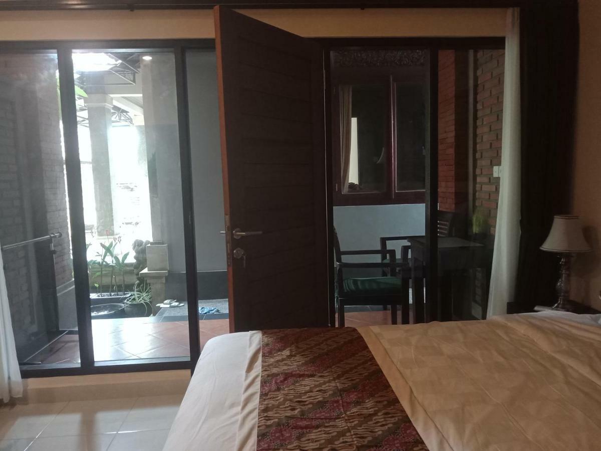 Ubud Taksu Homestay Buitenkant foto